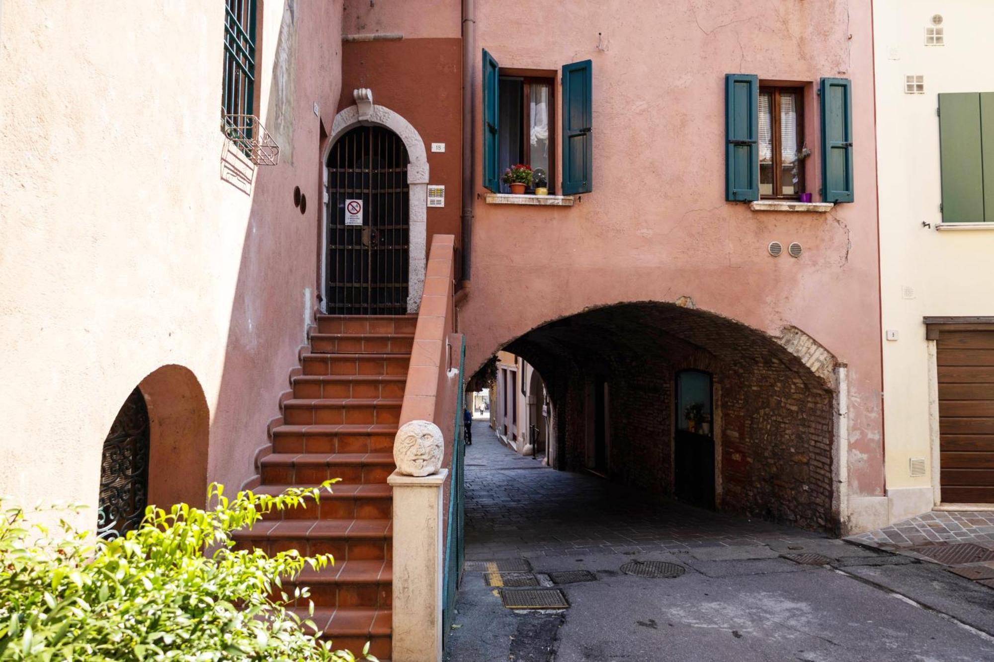 Carpione Apartment Desenzano del Garda Exterior photo